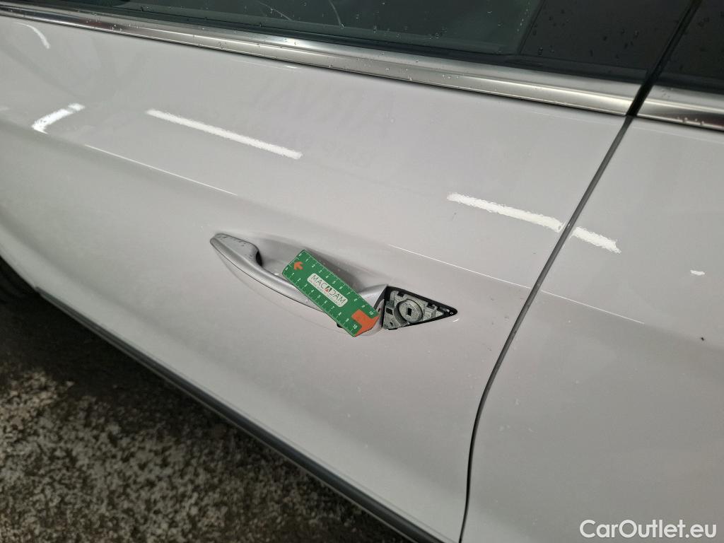  Hyundai   Ioniq HYUNDAI / 2019 / 5P / Berline 39kWh Electric Executive #13