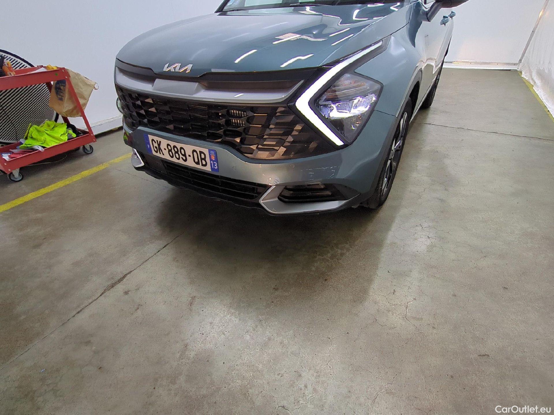  KIA  Sportage KIA  / 2021 / 5P / SUV 1.6 T-GDI 265 PHEV AUTO 4WD ACTIVE #6