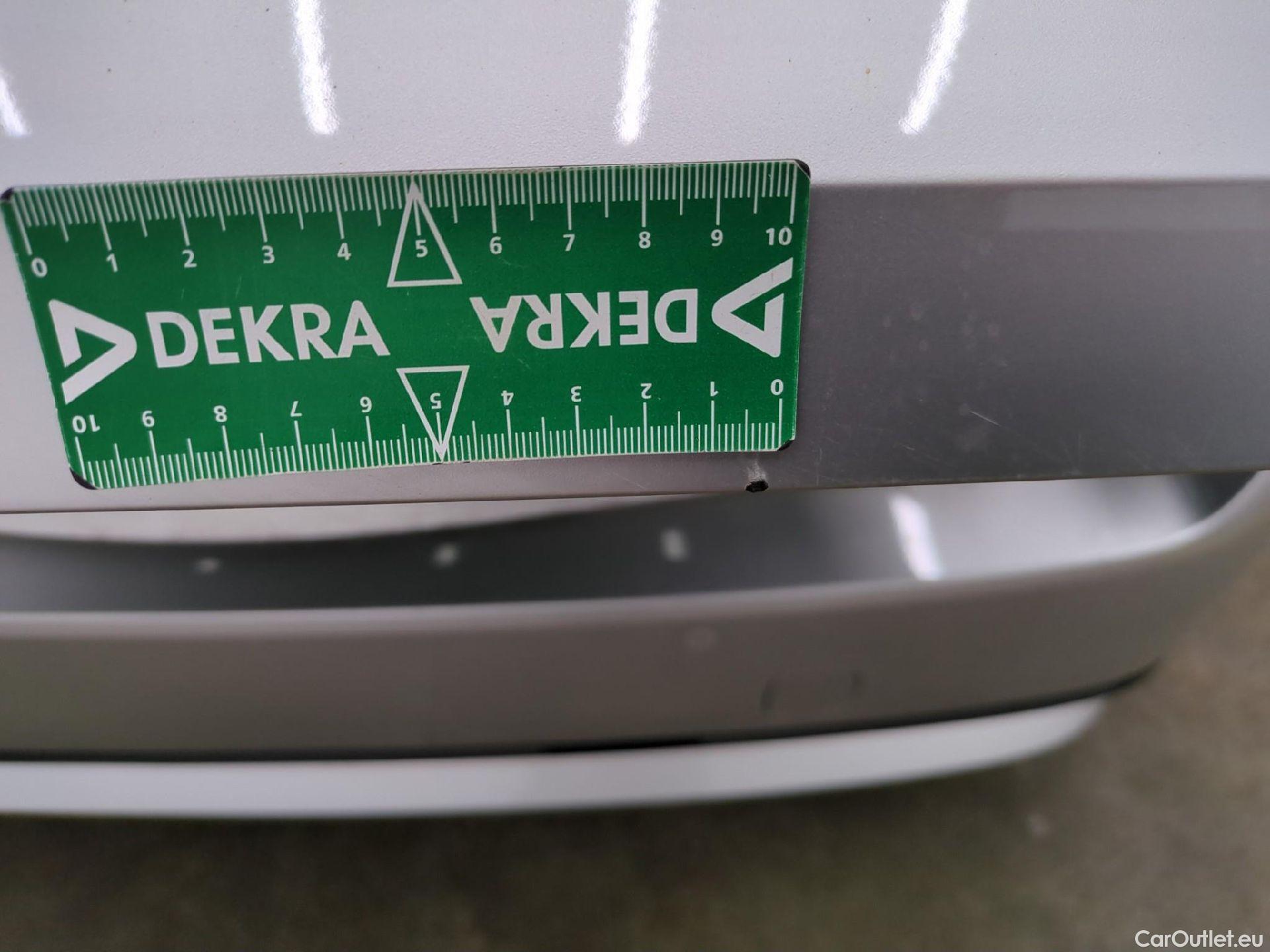  Toyota  Corolla TOYOTA  Touring Sports / 2018 / 5P / Break Hybride 122h Dynamic Business Beyond Zer #32