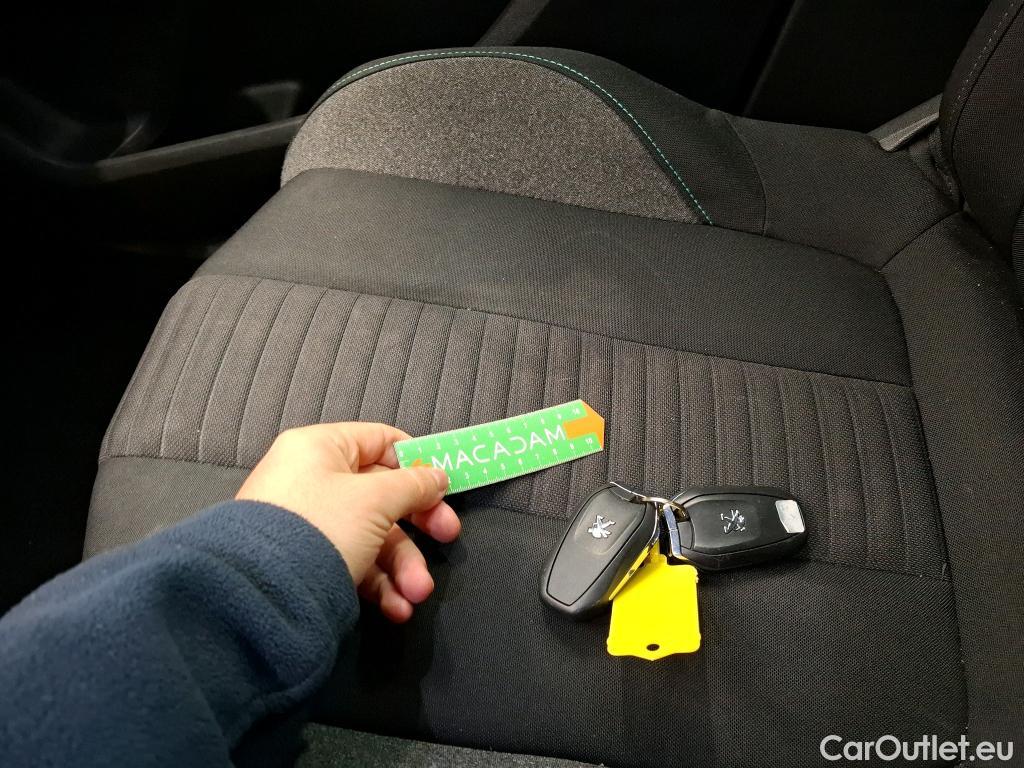  Peugeot  5008  Active Pack 1.2 PureTech 130CV BVA8 7 Sieges E6d #28