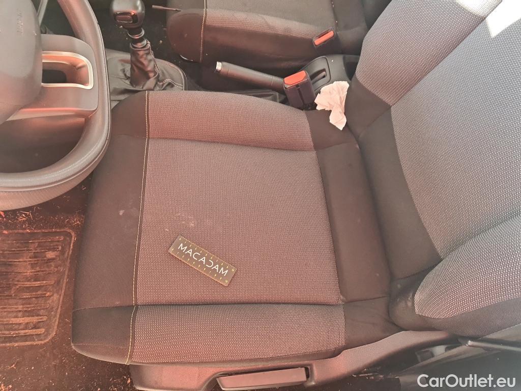  Citroen  C3  Société Feel 1.5 BlueHDI 100CV BVM6 E6dT #1