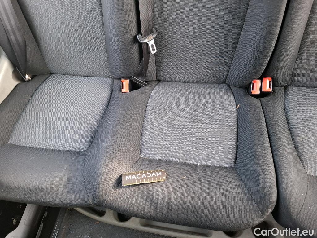  Renault  Master  III Fourgon L3H2 3 5 Grand Confort dCi 135CV BVM6 7 Sieges E6dT #85