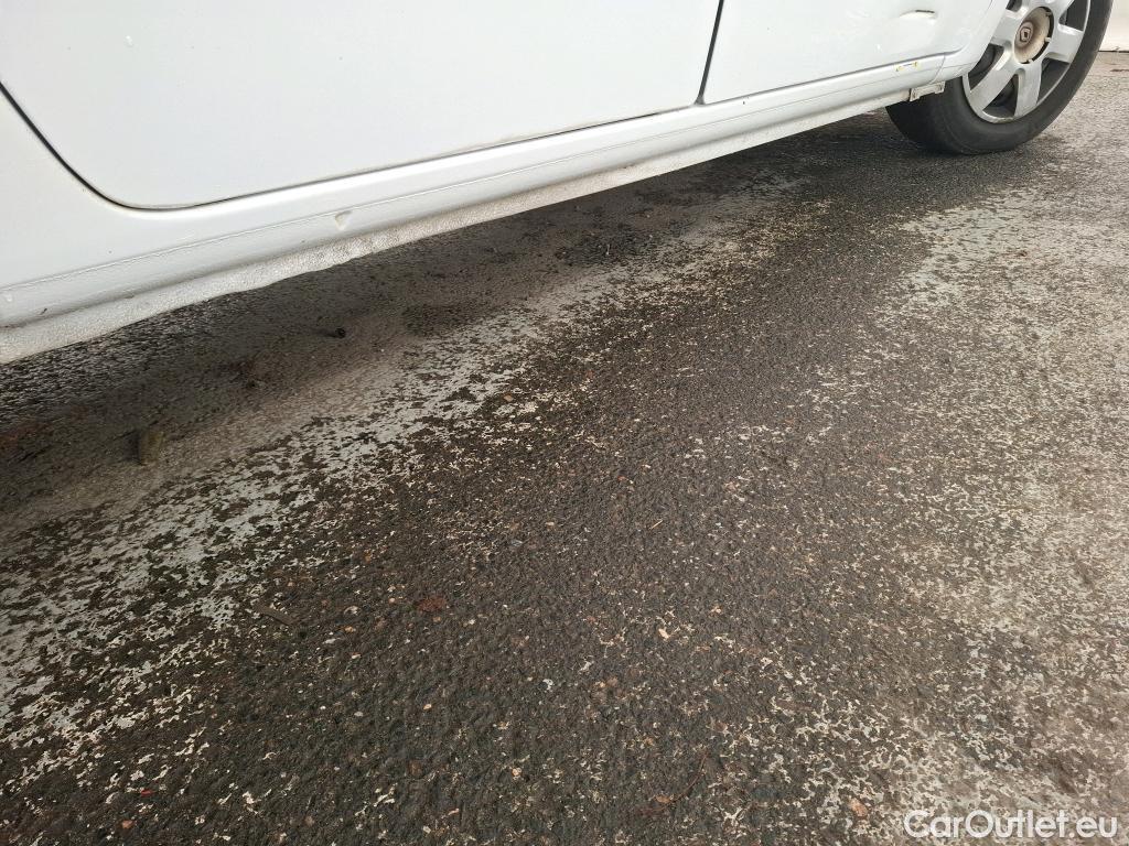  Renault  Kangoo RENAULT  5p MP Zen dCi 90 5P #43