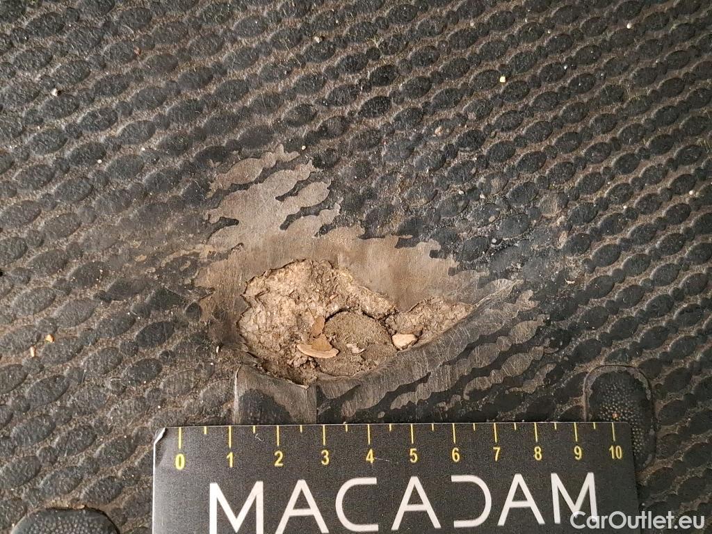  Renault  Trafic  III Fourgon L2H1 3T Confort 2.0 dCi 130CV BVM6 E6d #62