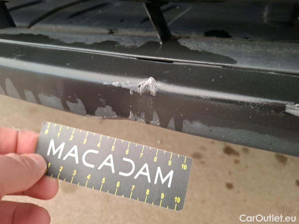  Renault  Trafic  III Fourgon L2H1 3T Confort 2.0 dCi 130CV BVM6 E6d #81