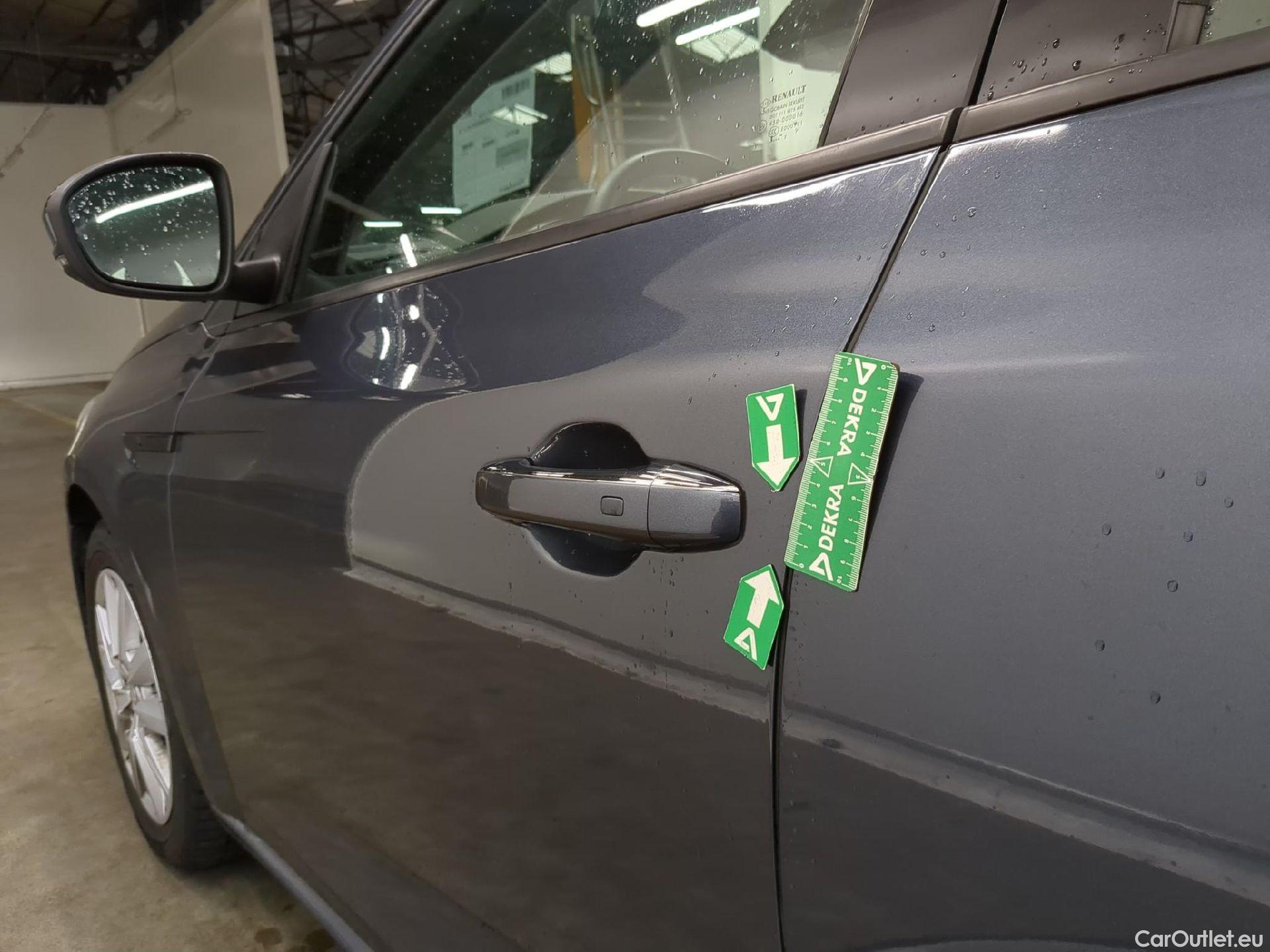  Renault  Megane  IV Berline 5 ptes. Business 1.5 dCi 115CV BVM6 E6d #17