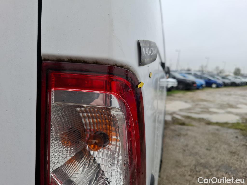  Renault  Master  III Fourgon L3H2 3 5 Grand Confort dCi 135CV BVM6 7 Sieges E6dT #79