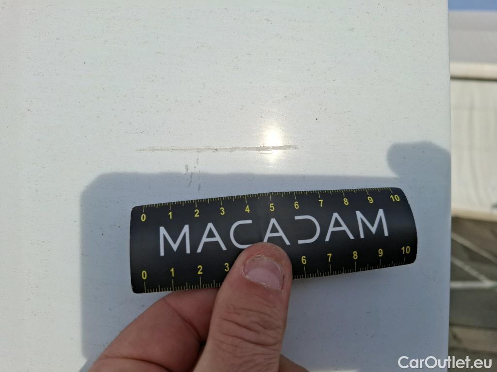  Renault  Master  III Fourgon L3H2 3 5 Grand Confort dCi 135CV BVM6 7 Sieges E6dT #35