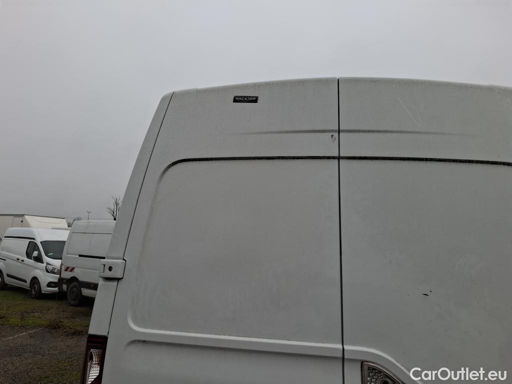  Renault  Master  III Fourgon L3H2 3 5 Grand Confort dCi 135CV BVM6 7 Sieges E6dT #47