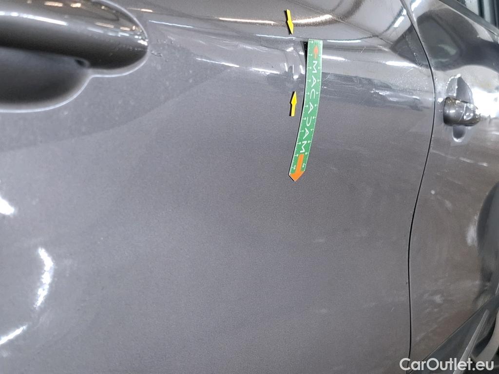  Renault  Captur  Business 0.9 TCe 90CV BVM5 E6 #7