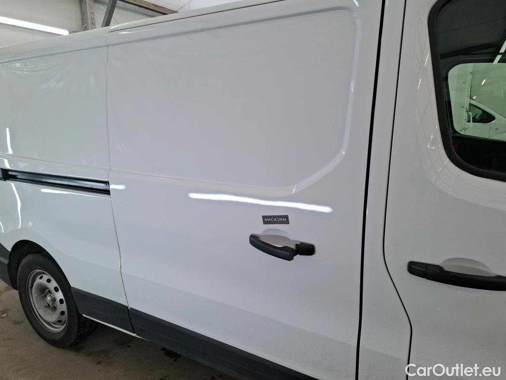  Renault  Trafic  III Fourgon L2H1 3T Confort 2.0 dCi 130CV BVM6 E6d #64