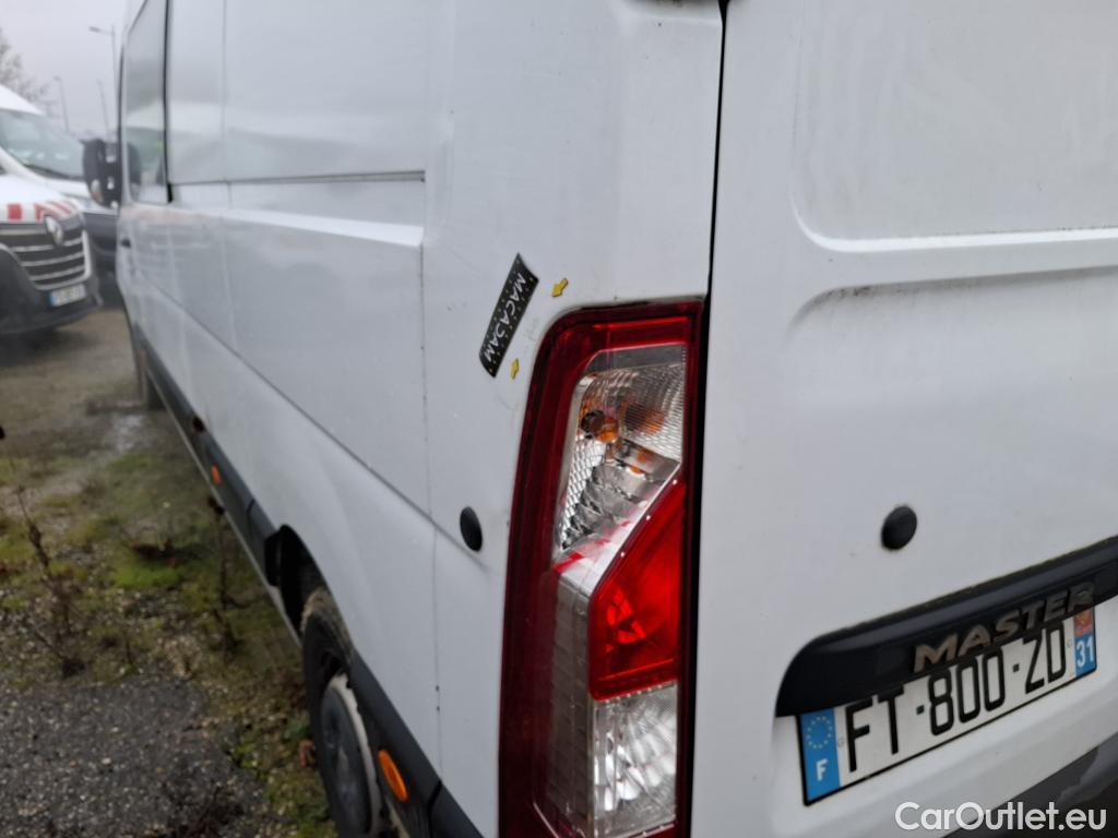  Renault  Master  III Fourgon L3H2 3 5 Grand Confort dCi 135CV BVM6 7 Sieges E6dT #38
