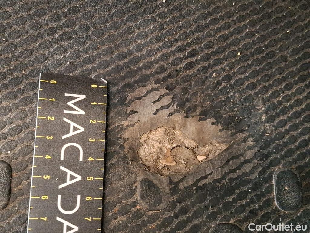  Renault  Trafic  III Fourgon L2H1 3T Confort 2.0 dCi 130CV BVM6 E6d #63