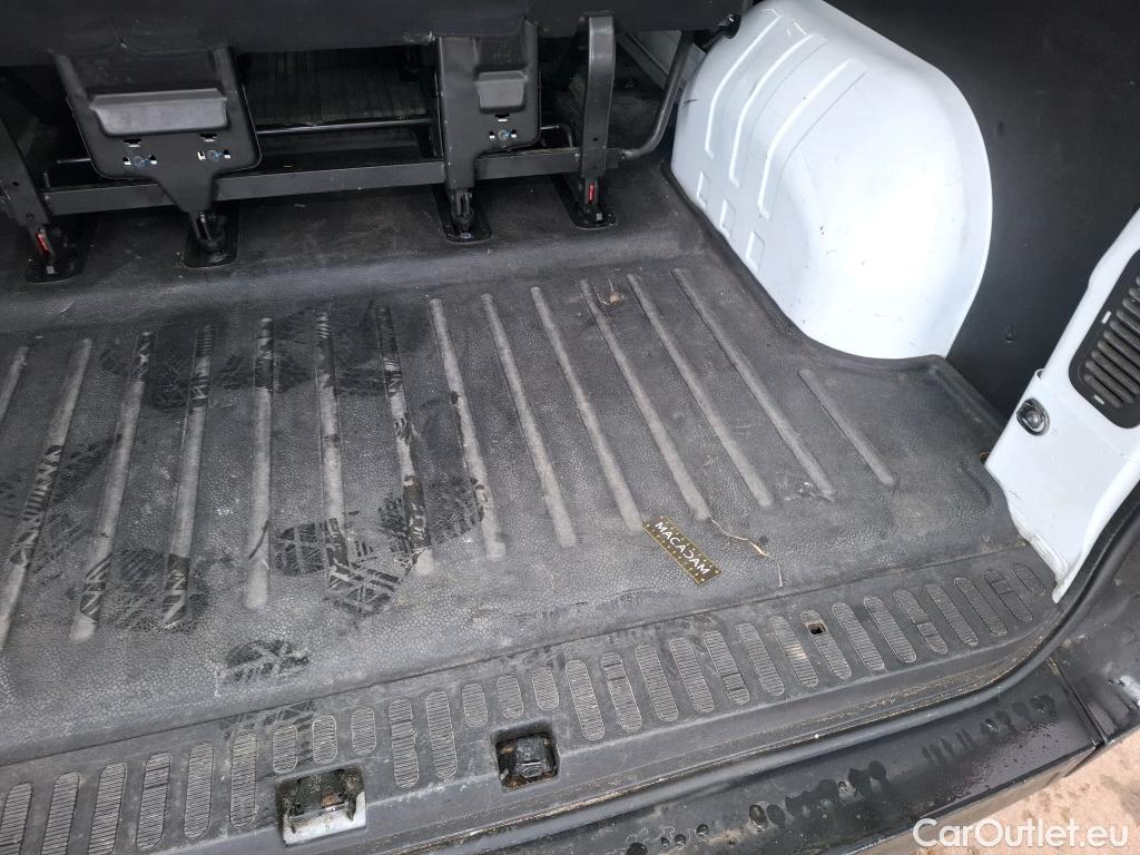  Renault  Master RENAULT  4p Combi Combi L1H1 dCi 110 S&S Euro6 #24