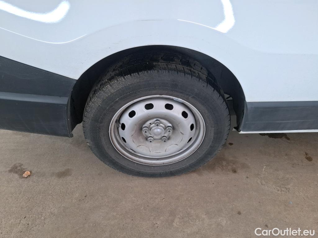  Renault  Trafic  III Fourgon L2H1 3T Confort 2.0 dCi 130CV BVM6 E6d #73