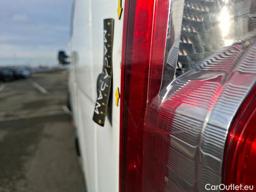  Renault  Master  III Fourgon L3H2 3 5 Grand Confort dCi 135CV BVM6 7 Sieges E6dT #37