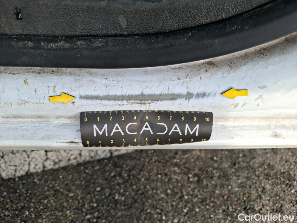  Renault  Master  III Fourgon L3H2 3 5 Grand Confort dCi 135CV BVM6 7 Sieges E6dT #64