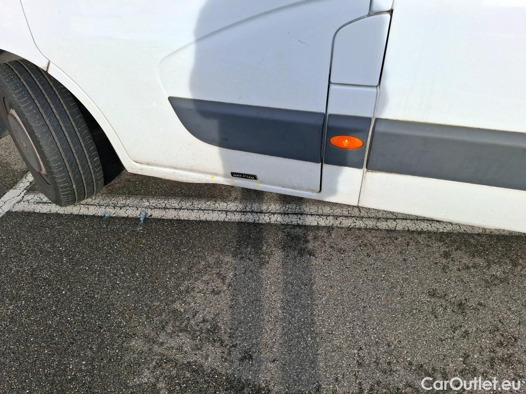  Renault  Master  III Fourgon L3H2 3 5 Grand Confort dCi 135CV BVM6 7 Sieges E6dT #100