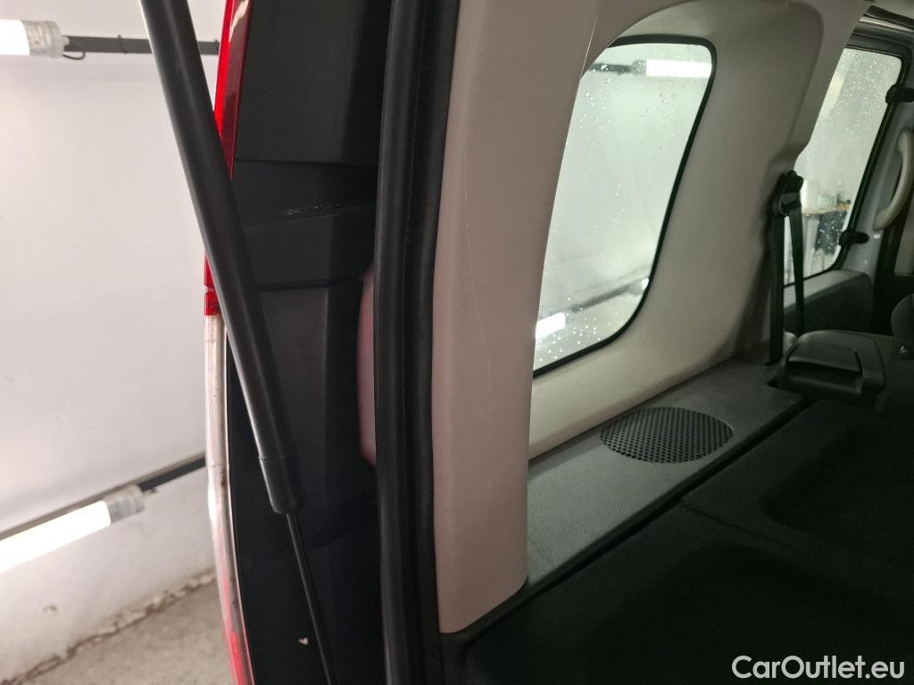  Renault  Kangoo RENAULT  5p MP Zen dCi 90 5P #31