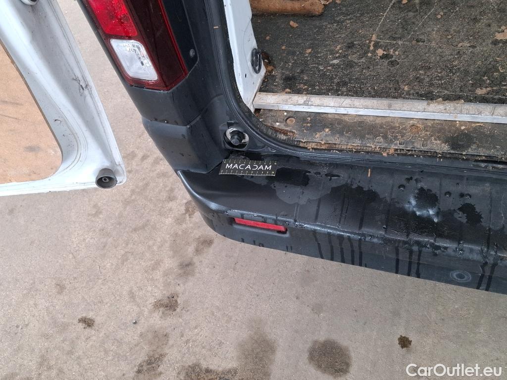  Renault  Trafic  III Fourgon L2H1 3T Confort 2.0 dCi 130CV BVM6 E6d #28