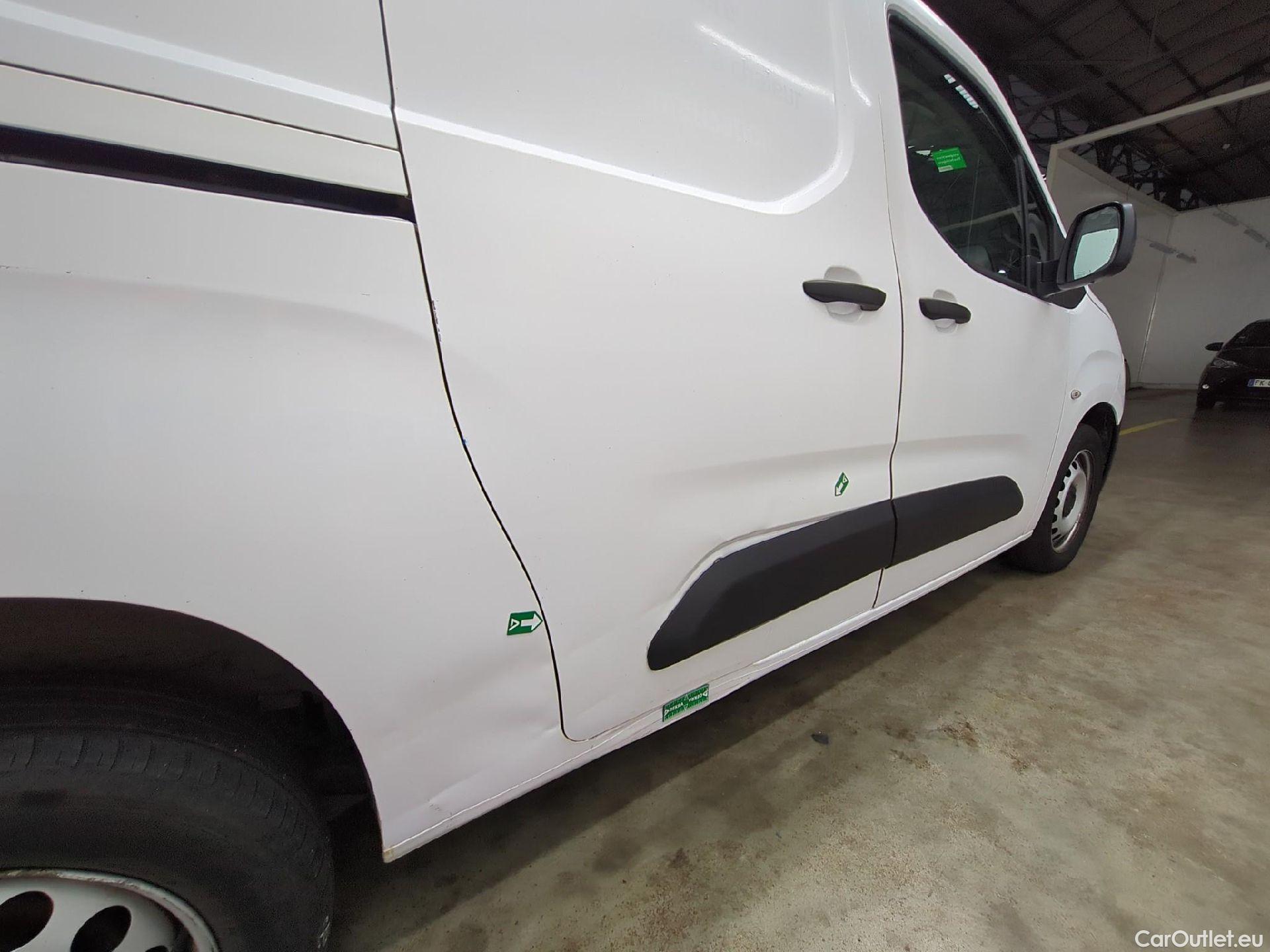  Citroen  Berlingo  Fourgon Club XL 950 1.5 BlueHDi 100CV BVM5 E6dT #26