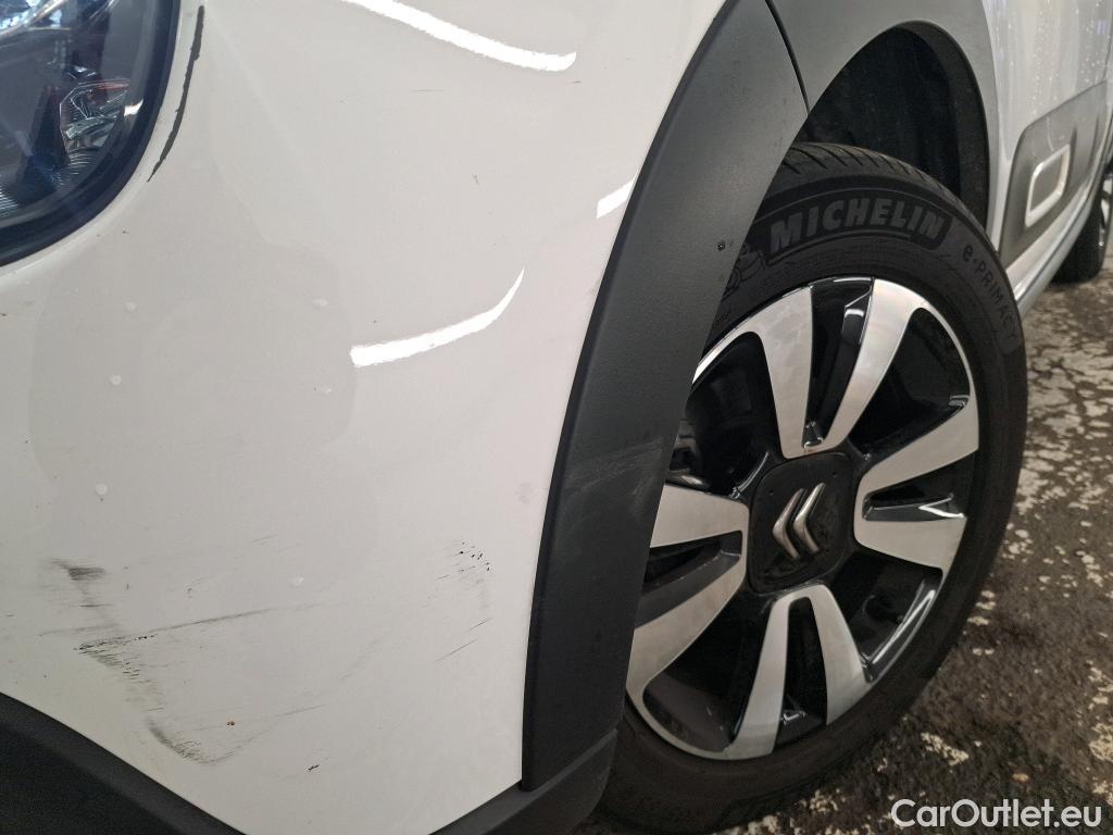  Citroen  C3  Shine 1.2 PureTech 80CV BVM5 6E #12