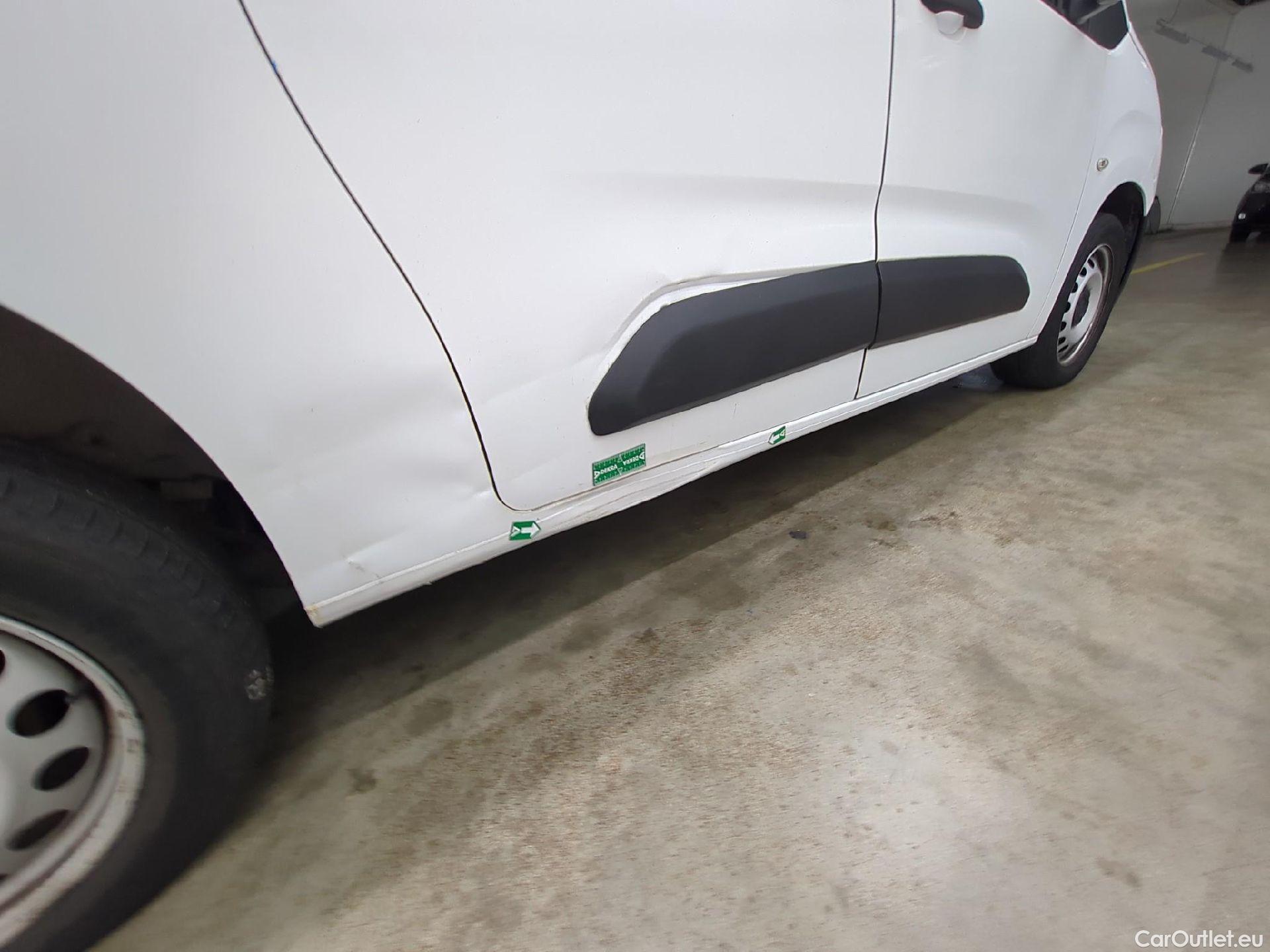  Citroen  Berlingo  Fourgon Club XL 950 1.5 BlueHDi 100CV BVM5 E6dT #24