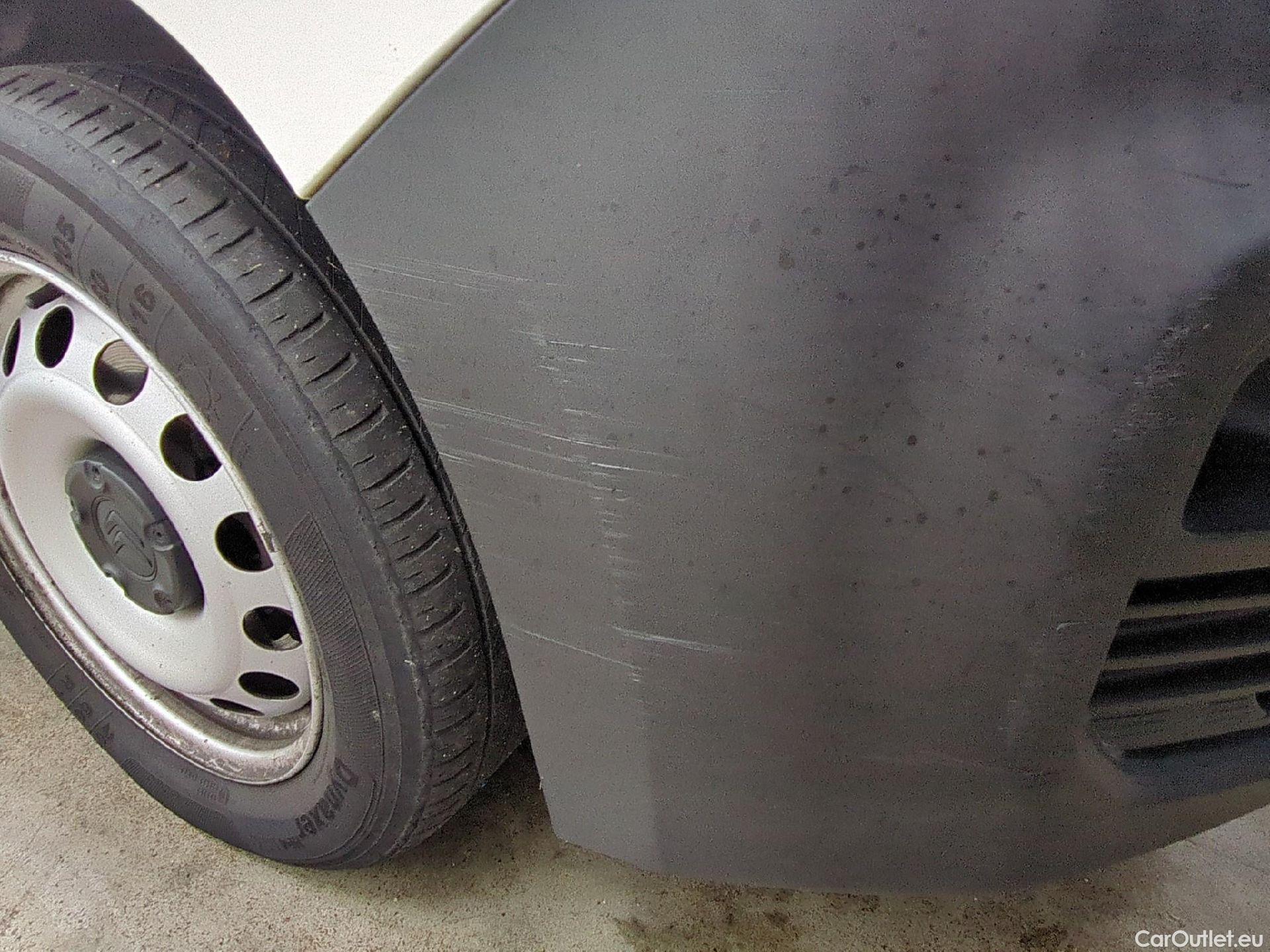  Citroen  Berlingo  Fourgon Club XL 950 1.5 BlueHDi 100CV BVM5 E6dT #8