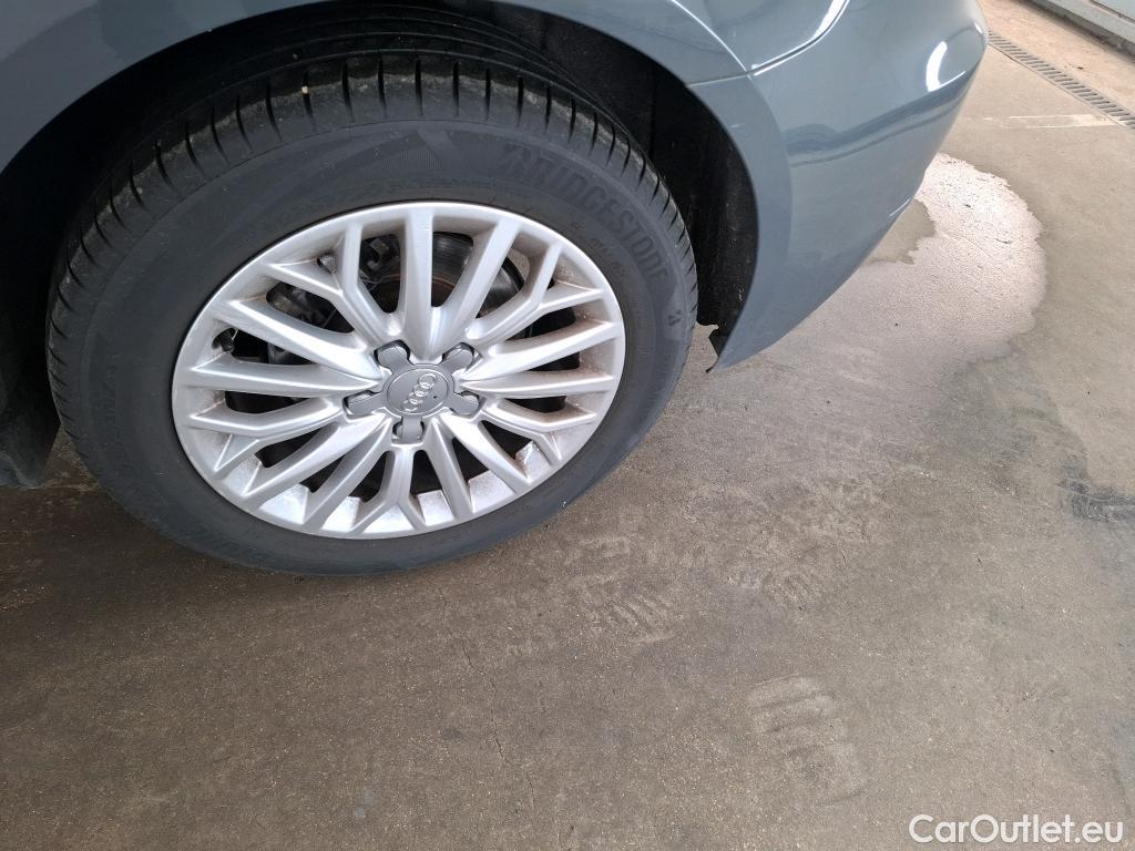  Audi  A3  Sportback Business line 1.6 TDI 115CV BVM6 E6 #11