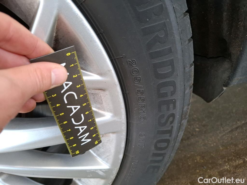  Audi  A3  Sportback Business line 1.6 TDI 115CV BVM6 E6 #28