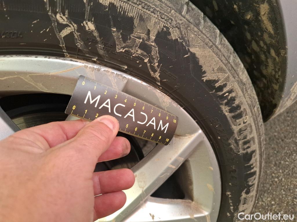  Seat  Leon SEAT  Sportstourer / 2020 / 5P / Break 1.0 eTSI 110 DSG S&S Style Business #17