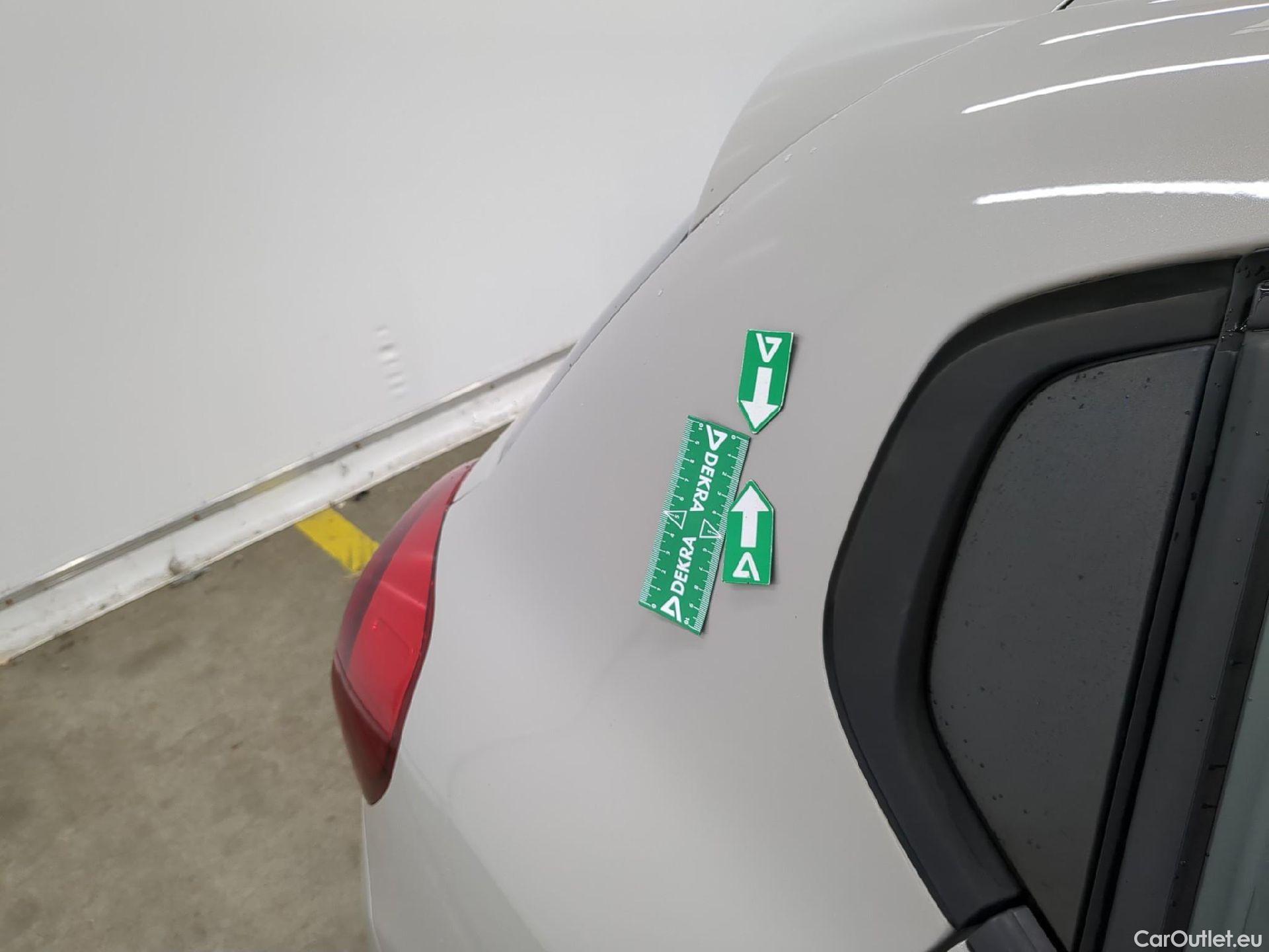  Citroen  C3  Feel Pack 1.2 PureTech 80CV BVM5 E6d #9