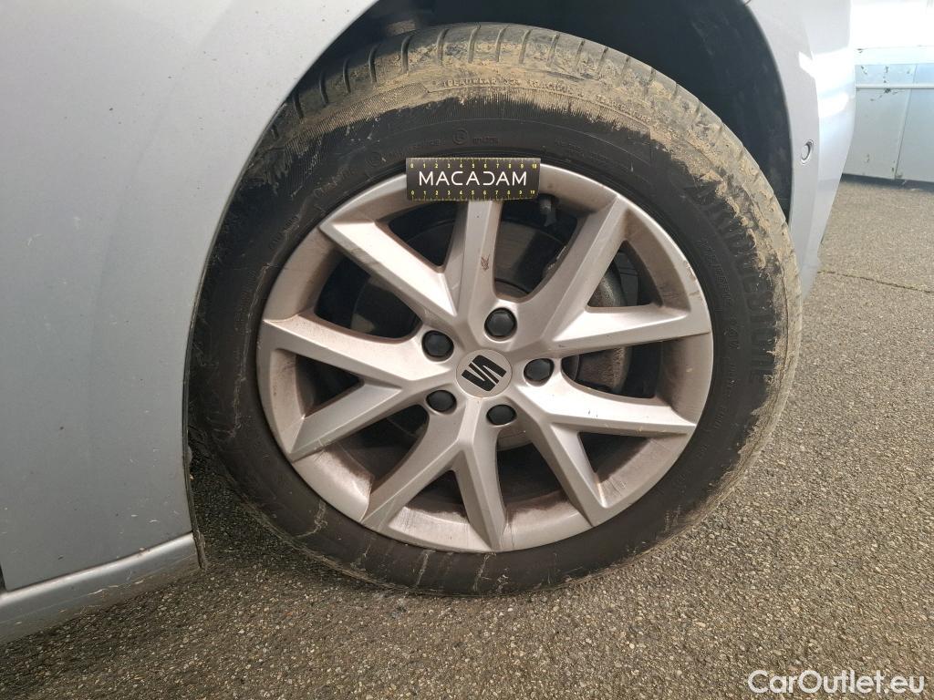  Seat  Leon SEAT  Sportstourer / 2020 / 5P / Break 1.0 eTSI 110 DSG S&S Style Business #25