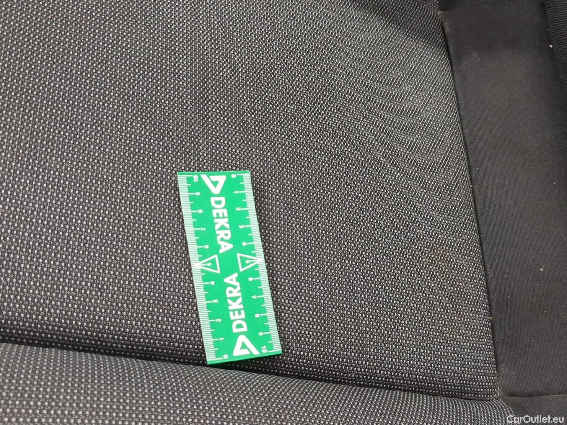  Citroen  C3  Feel Pack 1.2 PureTech 80CV BVM5 E6d #3