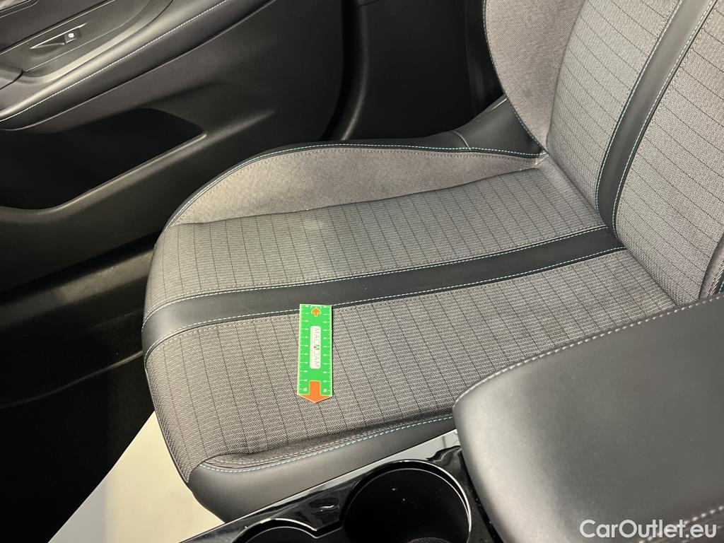  Peugeot  2008  Allure Business 1.5 HDi 130CV BVA8 E6d #12