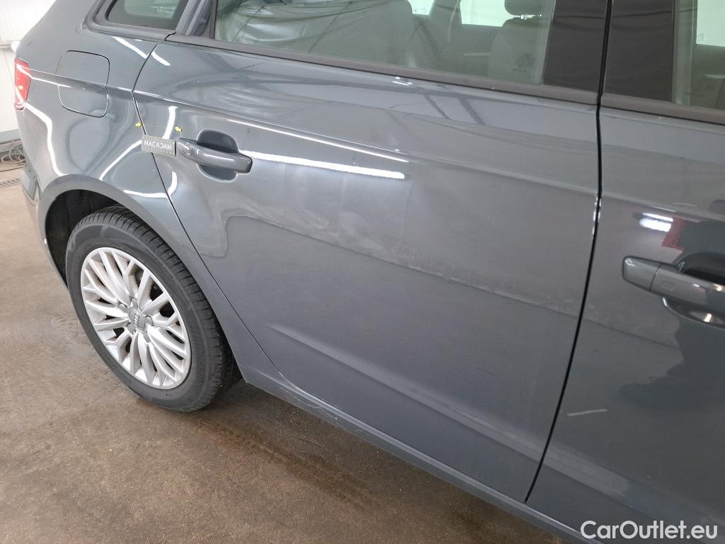  Audi  A3  Sportback Business line 1.6 TDI 115CV BVM6 E6 #3