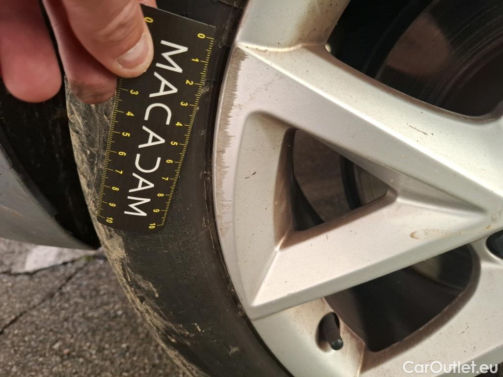  Seat  Leon SEAT  Sportstourer / 2020 / 5P / Break 1.0 eTSI 110 DSG S&S Style Business #24