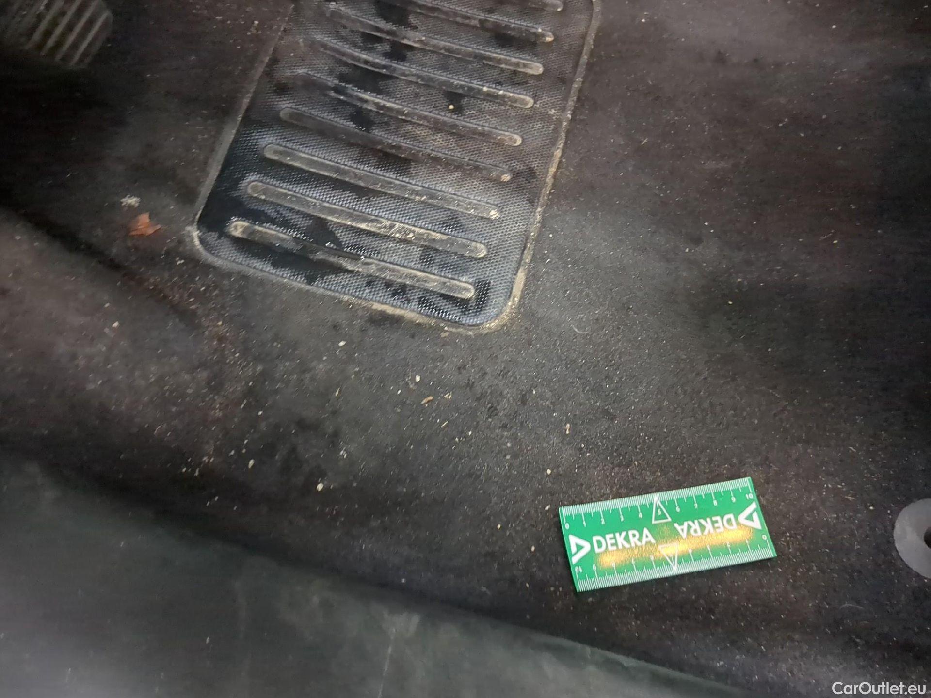  Citroen  C3  Feel Pack 1.2 PureTech 80CV BVM5 E6d #5