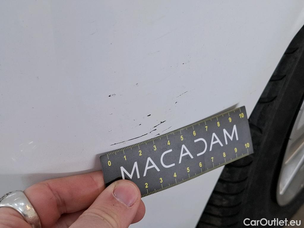  Peugeot  208  Premium 1.5 HDi 100CV BVM6 E6d #5