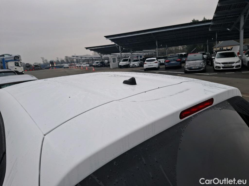  Citroen  C3  Shine 1.2 PureTech 80CV BVM5 6E #6