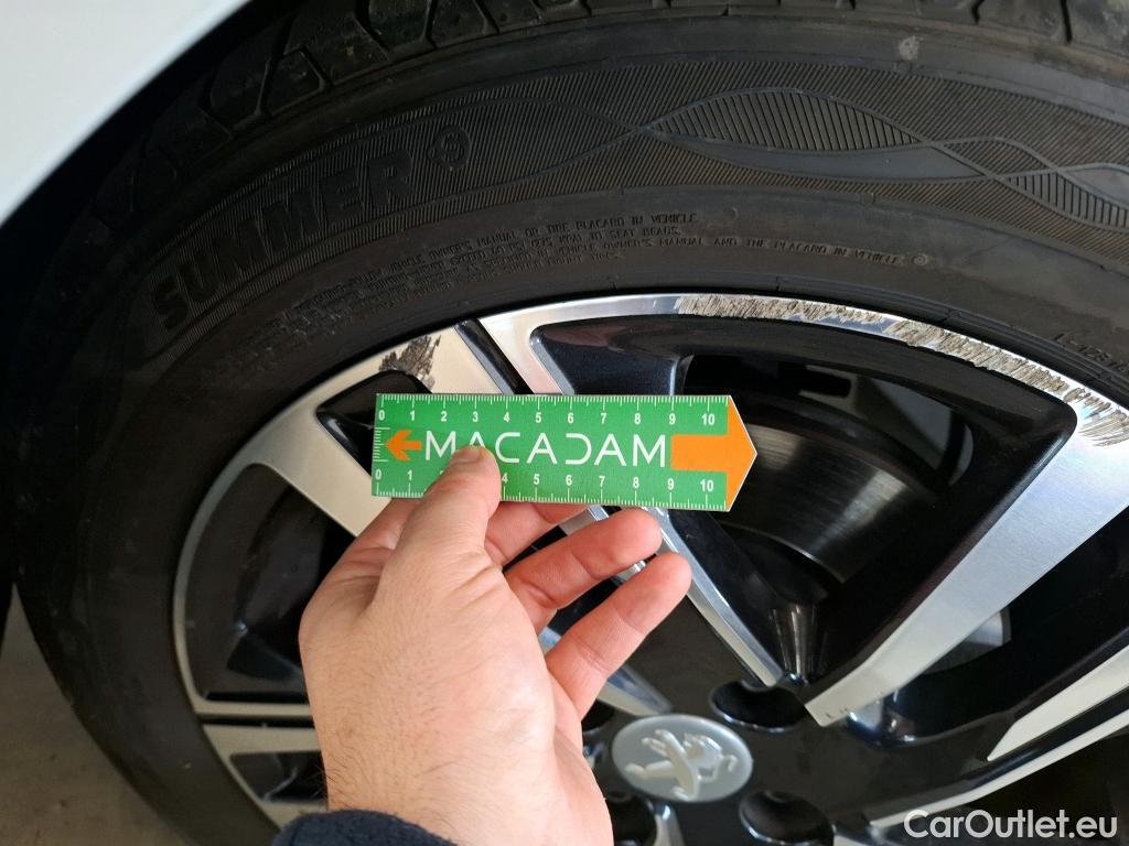  Peugeot  208  Road Trip 1.5 HDi 100CV BVM6 E6d #23