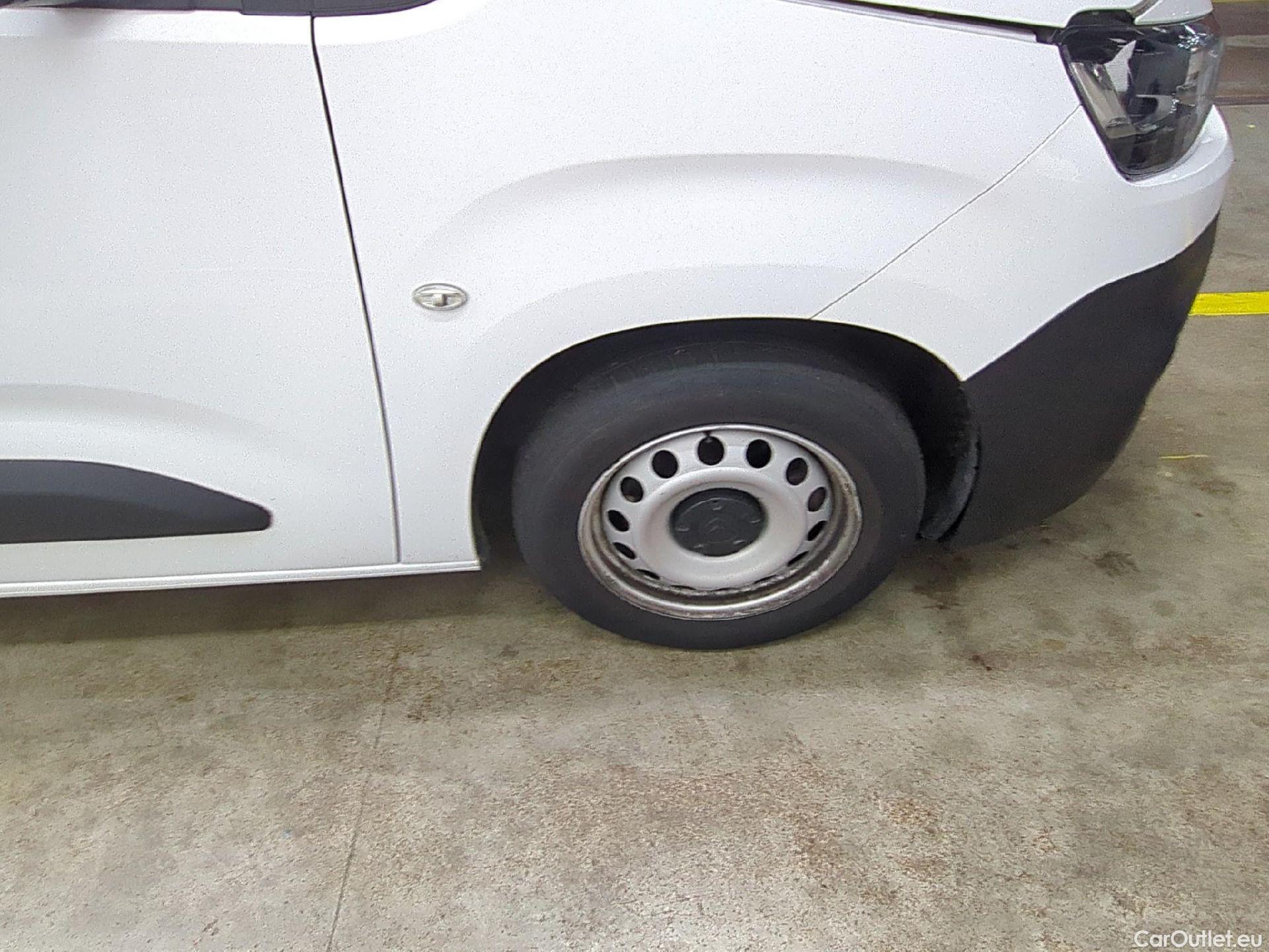  Citroen  Berlingo  Fourgon Club XL 950 1.5 BlueHDi 100CV BVM5 E6dT #6