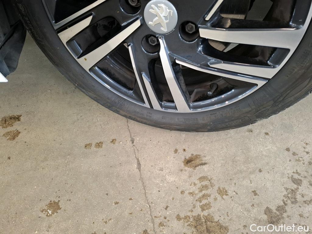  Peugeot  208  Road Trip 1.5 HDi 100CV BVM6 E6d #38