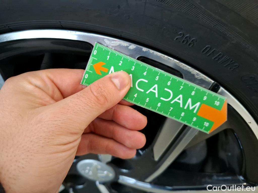  Peugeot  208  Road Trip 1.5 HDi 100CV BVM6 E6d #44