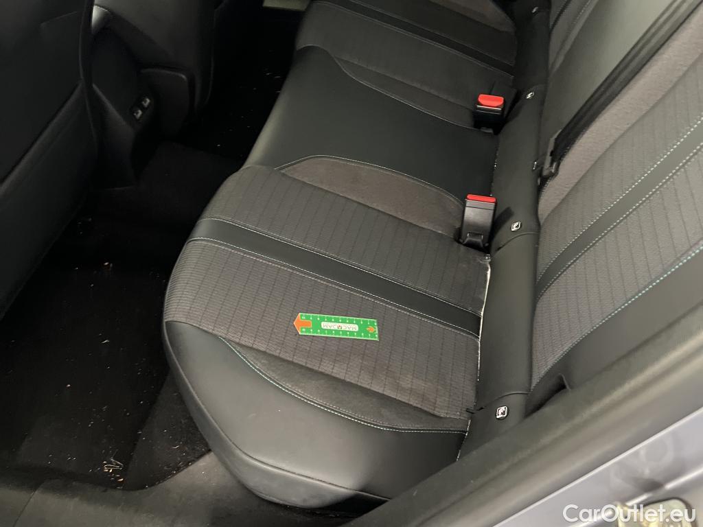  Peugeot  2008  Allure Business 1.5 HDi 130CV BVA8 E6d #14