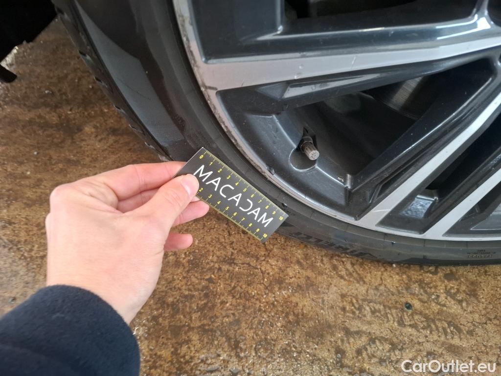  Bmw  Serie 1 Série 1 Berline 118 i Lounge 1.5 140CV BVM6 E6dT #6