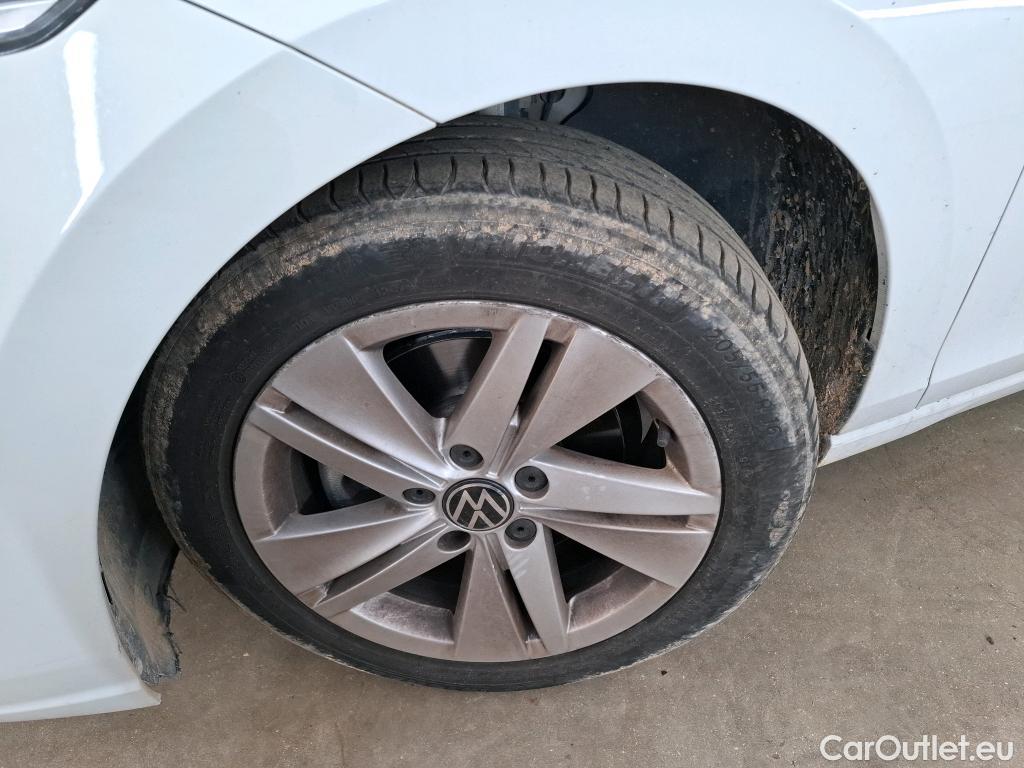  Volkswagen  Golf  VOLKSWAGEN / 2020 / 5P / Berline 2.0 TDI SCR 115 BVM6 Life Busi 1st #6