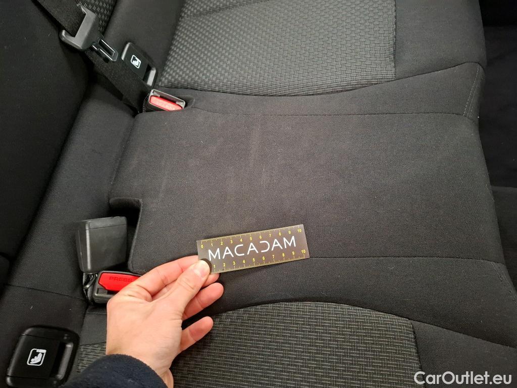  Bmw  Serie 1 Série 1 Berline 118 i Lounge 1.5 140CV BVM6 E6dT #16