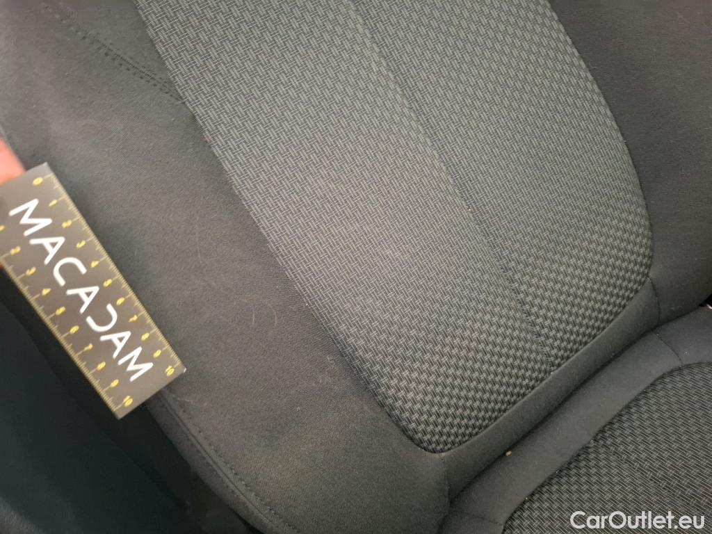  Bmw  Serie 1 Série 1 Berline 118 i Lounge 1.5 140CV BVM6 E6dT #13