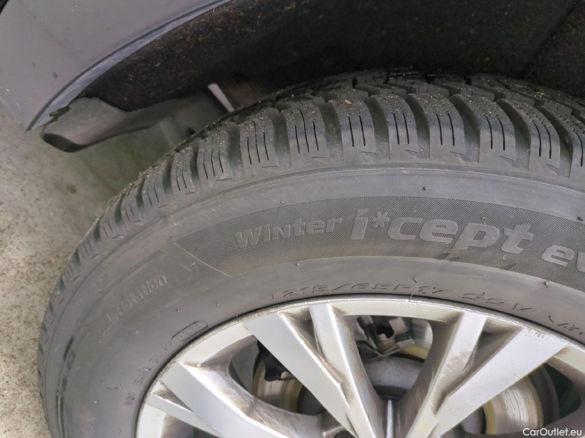  Volkswagen  Tiguan VOLKSWAGEN  / 2020 / 5P / SUV 2.0 TDI 150 DSG7 Life Business #4